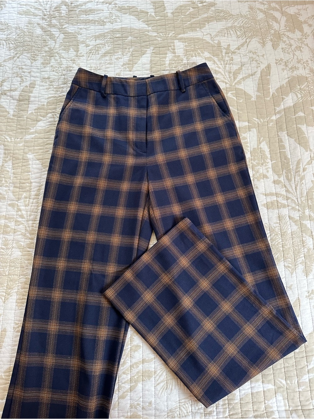 Worthington Navy and Brown Plaid Woman’s High Rise Wide Leg Flare Pants Size 2